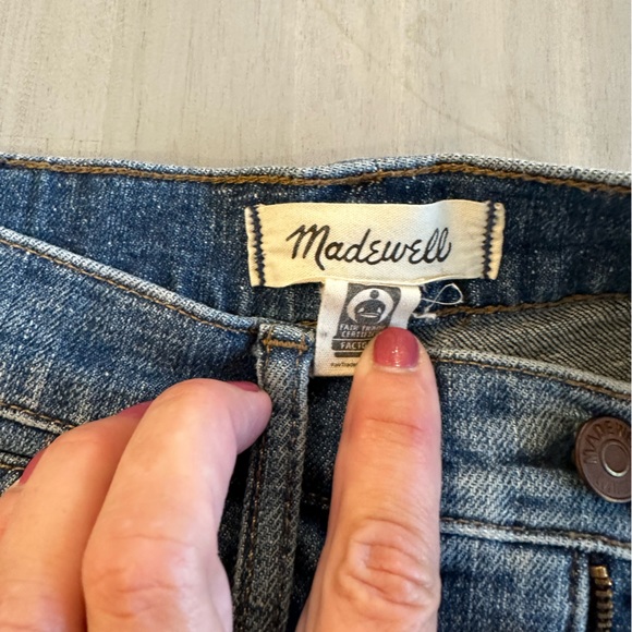 Madewell bootcut denim. Size 28 - Picture 2 of 3